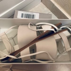 Brand New with box VINCE White Leather Sandals - US 8.5 Org. Price:350$